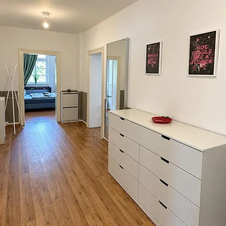 Highlight In Der Lichtdurchflutetes 4-raum In Der Naehe Des Hauptbahnhofs Appartement
